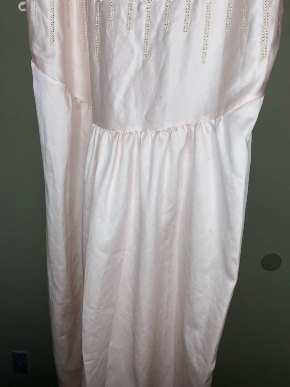 Vintage Miss DIOR Lace-Detail Light Pink Satin Slip Chemise - Picture 6 of 12